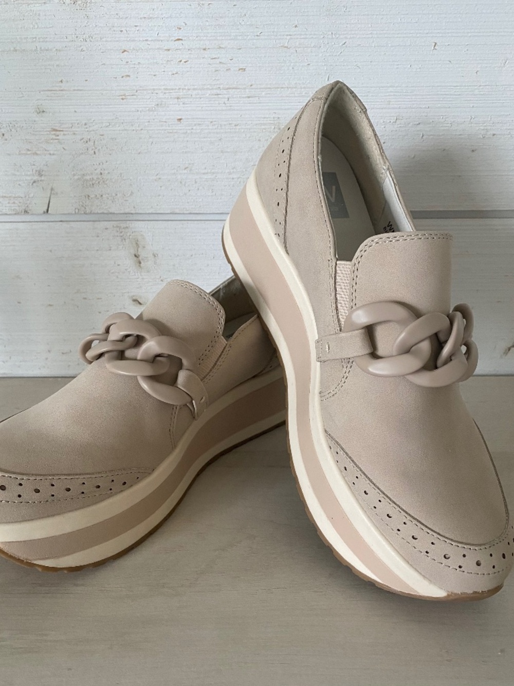 Dolce Vita Bizzie Platform Wedge Sneakers Tan Women’s Size 9.5